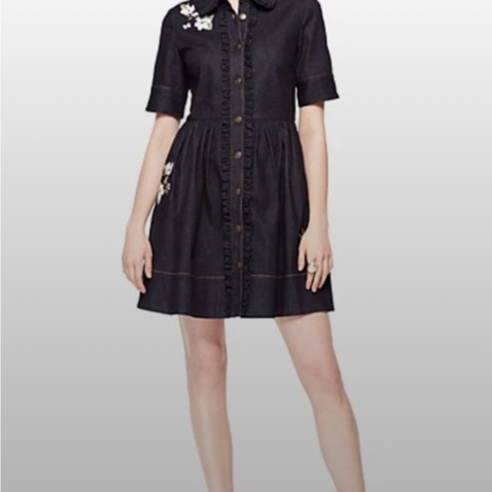 New kate spade embroidered denim dress size 8.